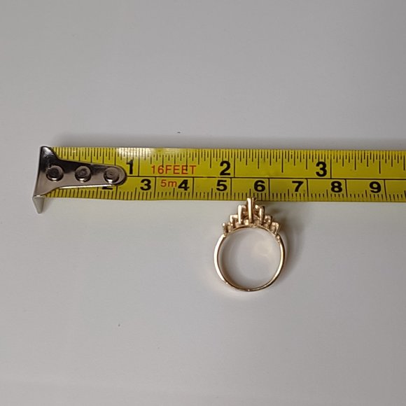 Very Pretty Size 4.75 Two Tone Gold Electroplated Ring - Picture 10 of 13